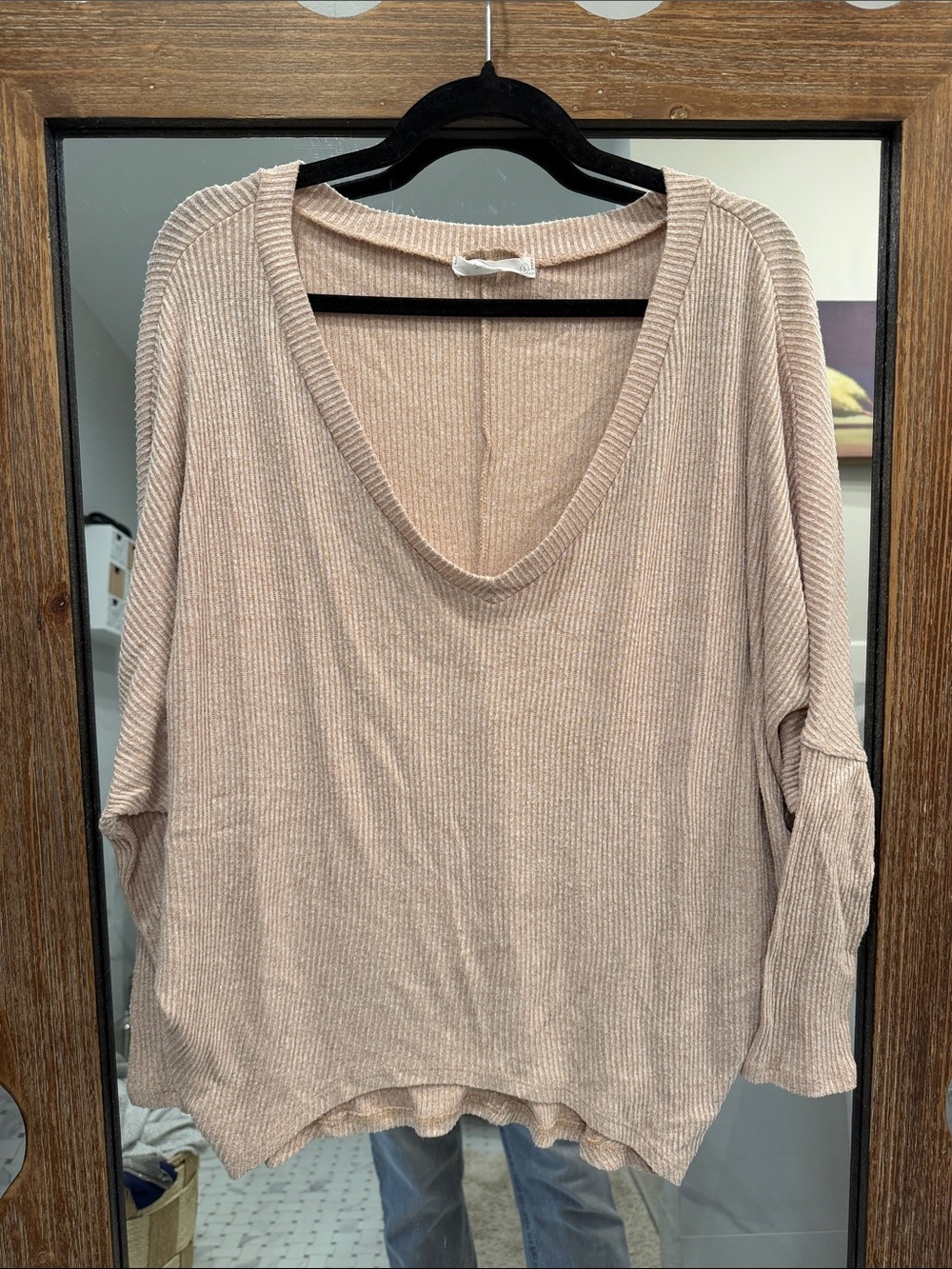 Light Pink V-Neck Ribbed Women's Top